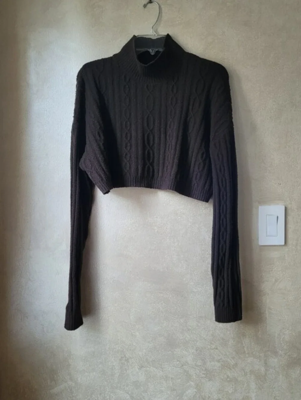 ALO YOGA CABLE KNIT CROPPED WINTER BLISS TURTLENECK SWEATER ESPRESSO BROWN